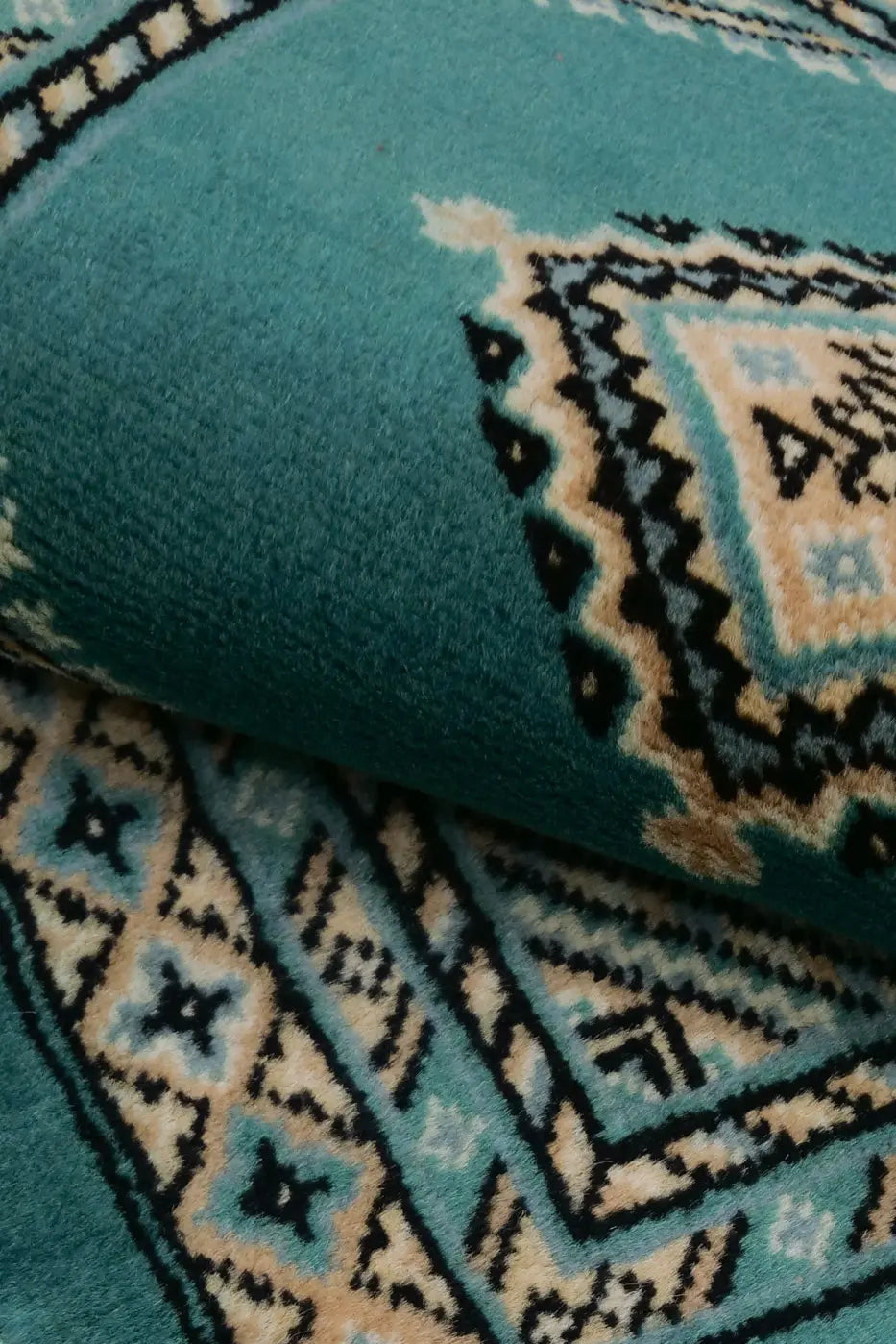 パキスタン絨毯 シルクタッチ 約47cm x 74cm|SATHI RUGS パキスタン絨毯 シルクタッチ 約47cm x 74cm|SATHI RUGS