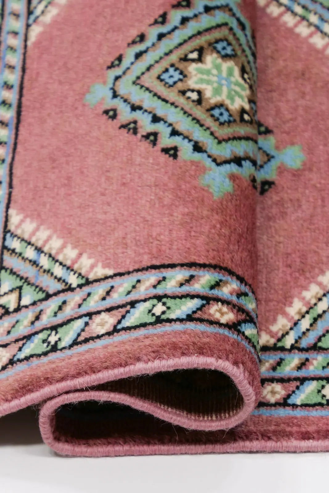 パキスタン絨毯 約47cm x 75cm|SATHI RUGS パキスタン絨毯 約47cm x 75cm|SATHI RUGS