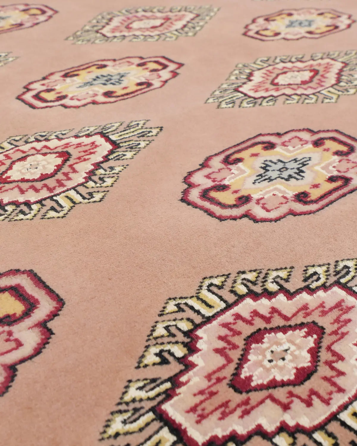 パキスタン絨毯 ウール素材 手織り リビングラグ