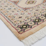 パキスタン手織り絨毯 ウール素材 ベージュカラー リビング用