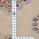 ナチュラルカラーのパキスタン絨毯 ウール 手織り