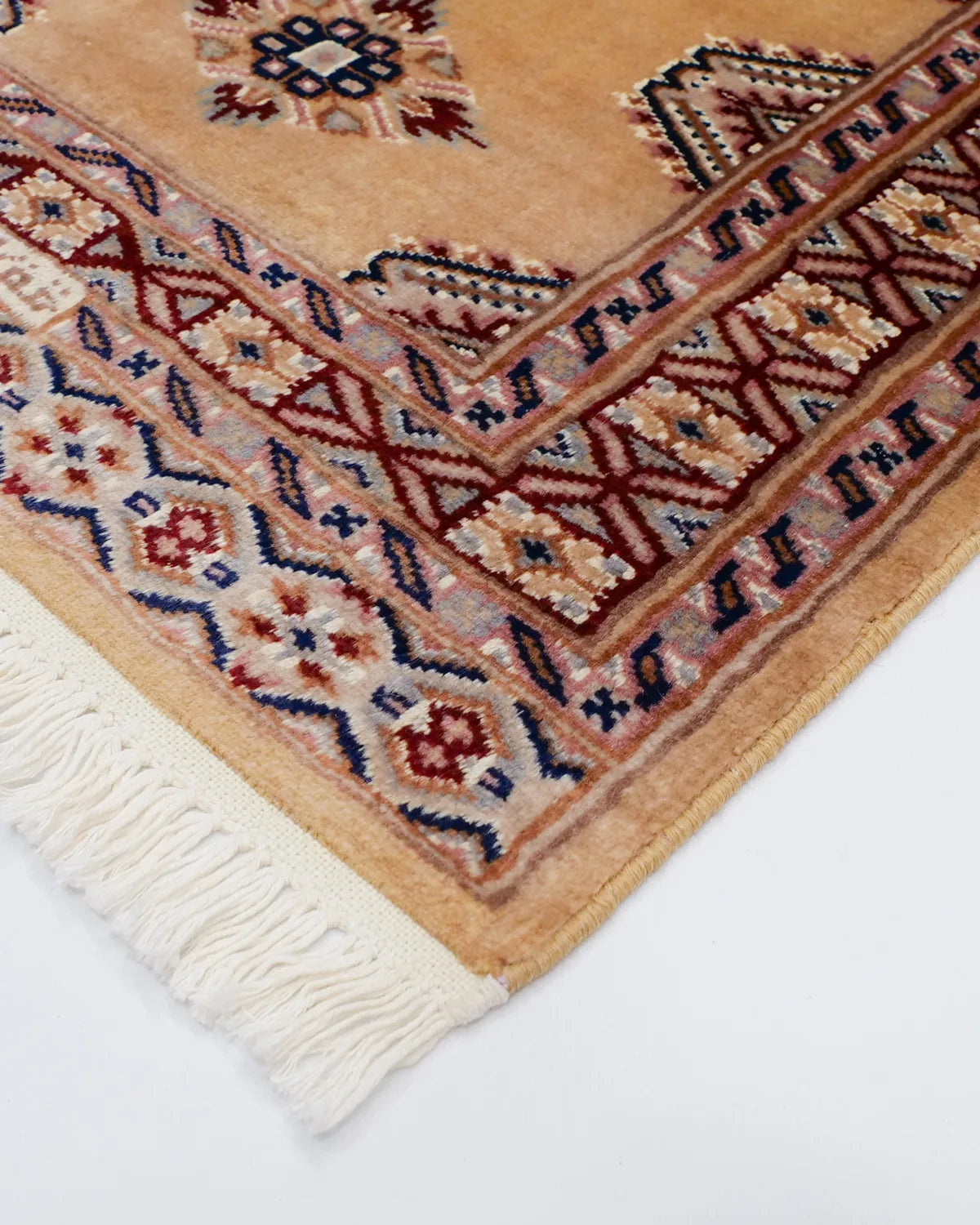 パキスタン絨毯 シルクタッチ 約91cm x 62cm｜SATHI RUGS