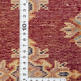 赤地に菱形文様が並ぶラホール産パキスタン絨毯 