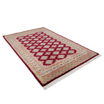 赤色を基調としたラホール産パキスタンウール絨毯 全体画像