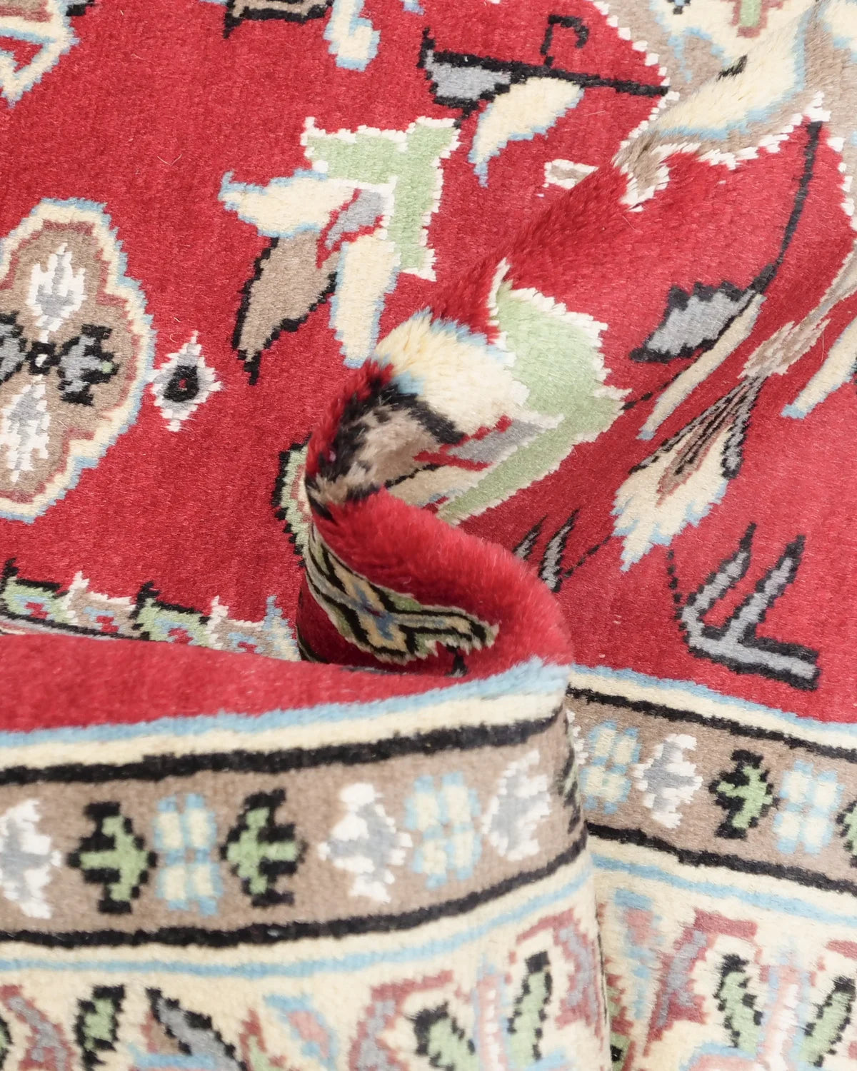 パキスタン絨毯 約122cm x 192cm|SATHI RUGS パキスタン絨毯 約122cm x 192cm|SATHI RUGS