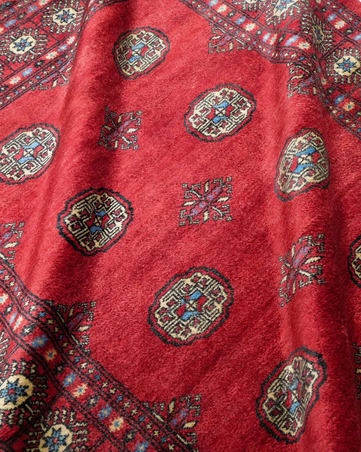 パキスタン絨毯 ラホール産 手織り ウール製 ボハラ柄ラグ