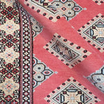 ピンク 絨毯 パキスタン