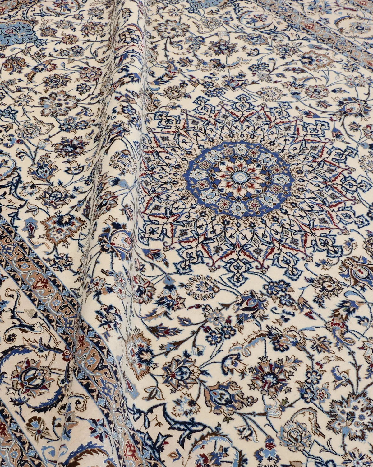 ペルシャ絨毯 ナイン産 ウール 208×305cm アイボリー リビング 手織り