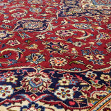 カシャーン産ペルシャ絨毯 200×300cm 三重菱形メダリオンと四隅のコーナーモチーフ、赤地にシャーアッバシー唐草と小花が織り込まれた手織りウールラグ
