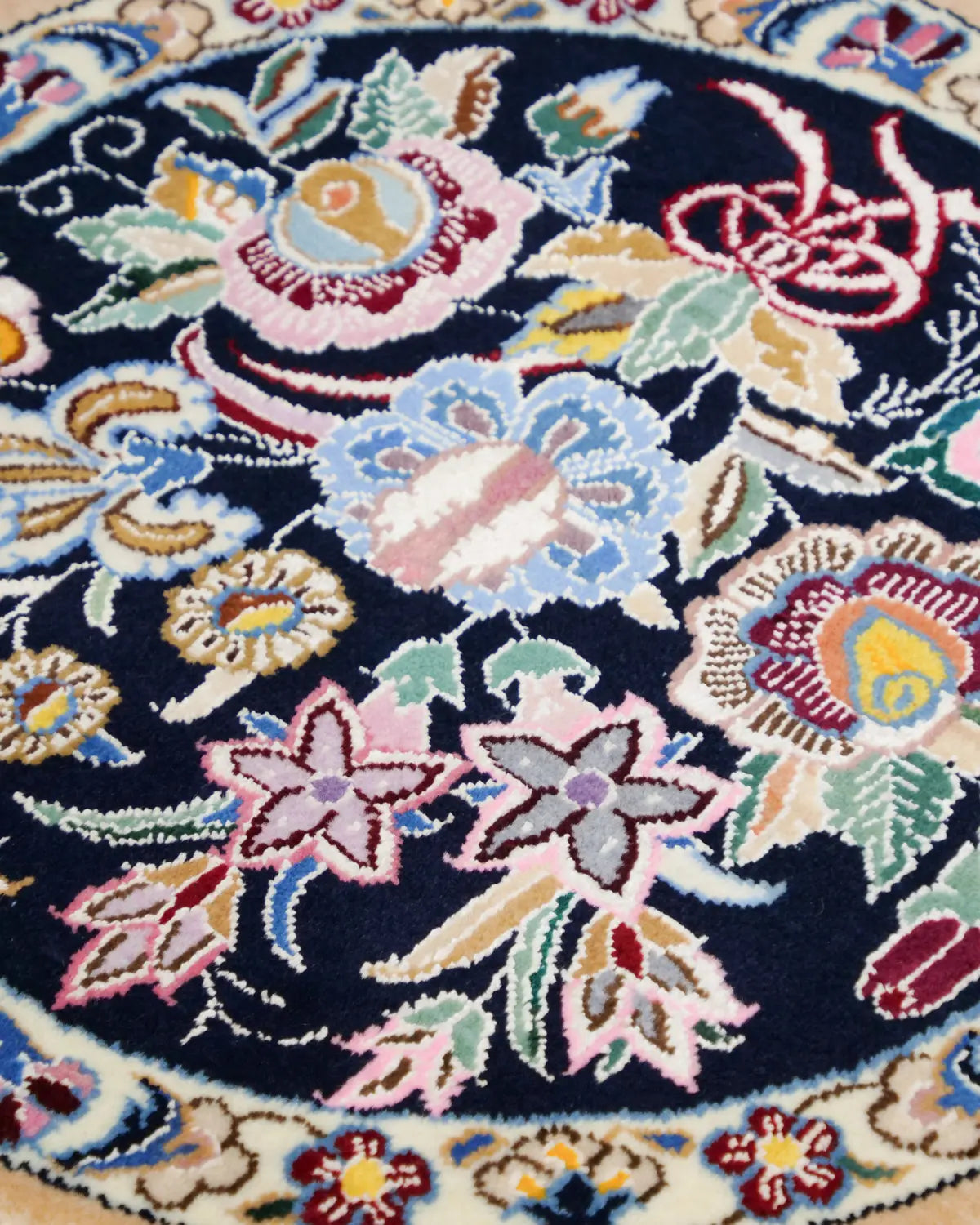 ペルシャ絨毯 ナイン産 ウール 約60cm x 60cm|SATHI RUGS ペルシャ絨毯 ナイン産 ウール 約60cm x 60cm|SATHI RUGS