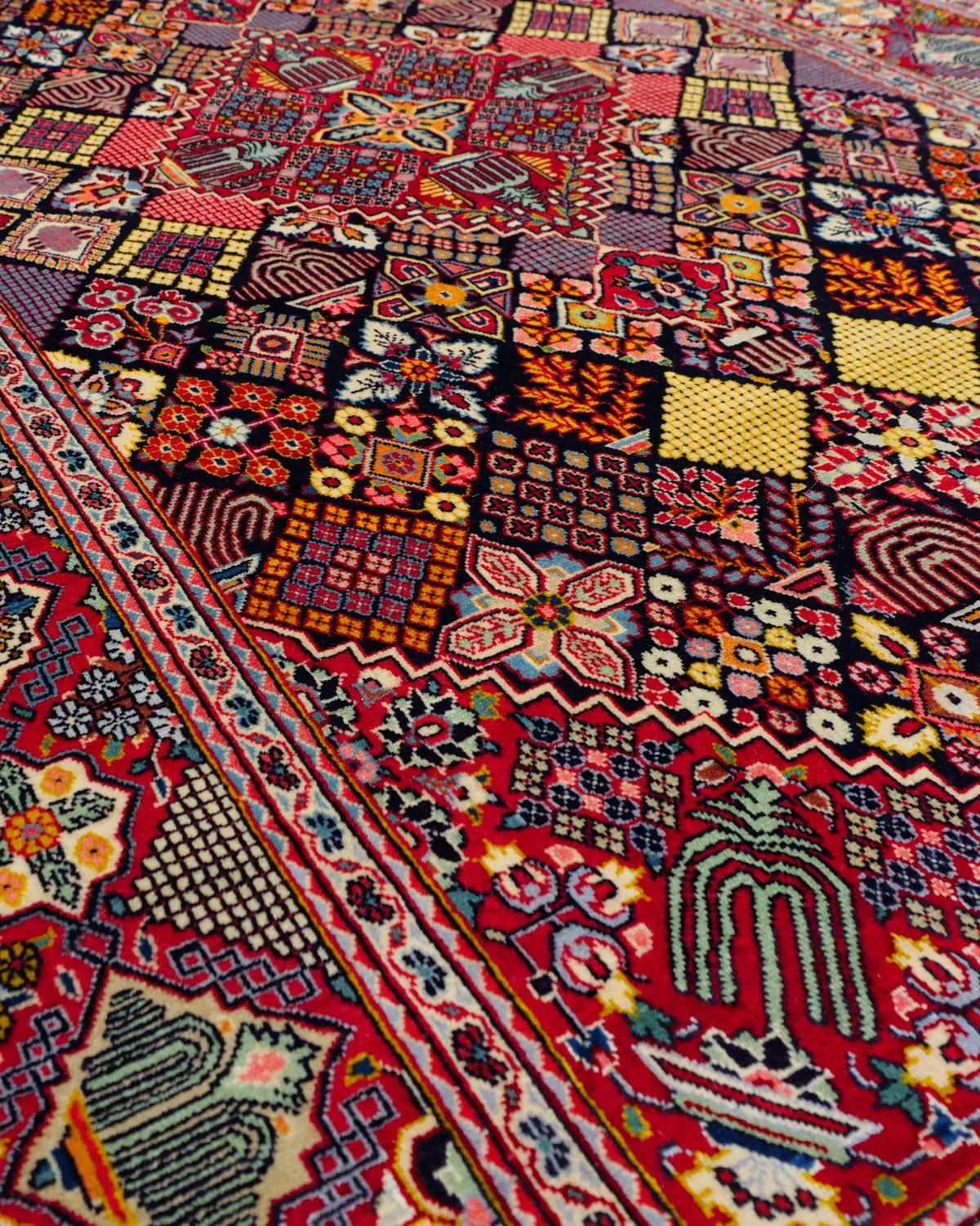 ペルシャ絨毯 カシャーン産 ウール 137x237cm ジョーシャガン 赤 レッド 手織り 