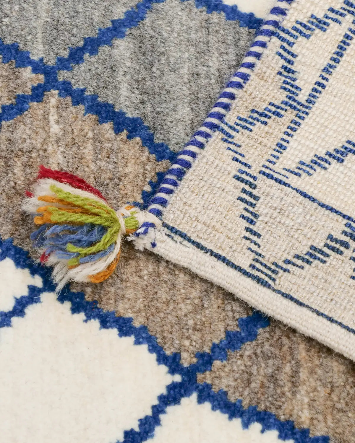 ナチュラルインテリアに合う ペルシャギャッベ シーラーズ カシュガイ族 手織り