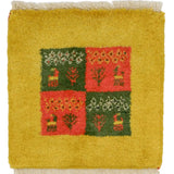 黄色地に植物モチーフの市松文様が描かれたシーラーズ産ペルシャ絨毯ギャッベ