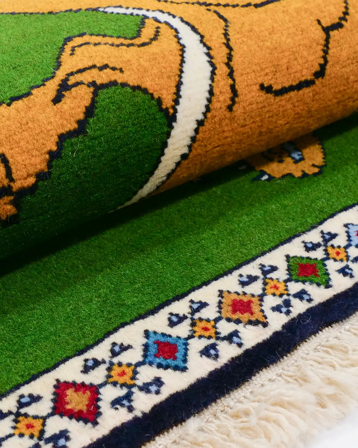 ライオンギャッベ 約90×62cm ウール 緑 玄関マット｜SATHI RUGS