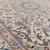 ペルシャ絨毯 カシャーン産 シルク 花柄 クリーム色 ファッラー工房 玄関マット 手織り ラグ