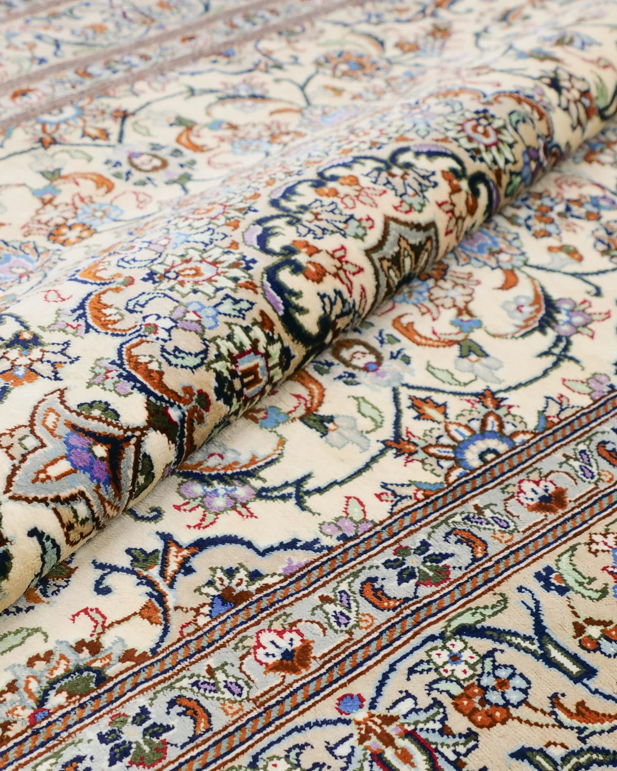 ペルシャ絨毯 カシャーン産 ファッラ工房 シルク 80.5×115cm