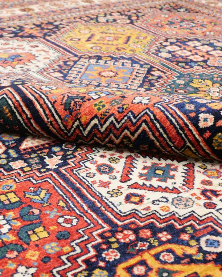 ペルシャ絨毯 カシュガイ 約163cm x 224cm|SATHI RUGS ペルシャ絨毯 カシュガイ 約163cm x 224cm|SATHI RUGS