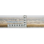 ペルシャウールラグ ナイン産 手織り 大判サイズの厚みがわかる写真