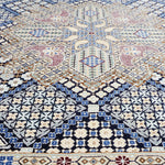 ナイン産ペルシャ絨毯 ウール製 幾何学構図