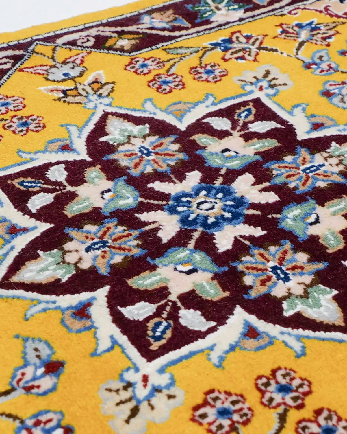 ペルシャ絨毯 ナイン 50x80cm ウール 山吹色 黄色 玄関マット 手織り