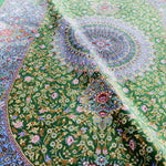 ペルシャ絨毯 クム産 シラジ工房 シルク手織りラグ（楕円形 80×119cm）ブルー×グリーン 花瓶と花模様入り 玄関マットにも最適