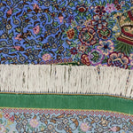 ペルシャ絨毯 クム産 シラジ工房 シルク手織りラグ（楕円形 80×119cm）ブルー×グリーン 花瓶と花模様入り 玄関マットにも最適