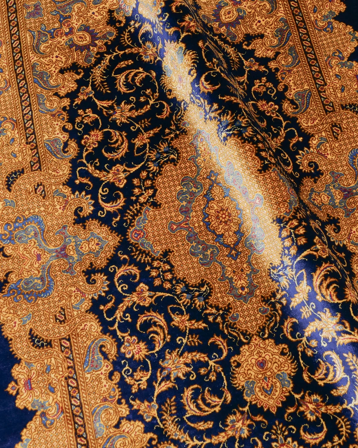 ペルシャ絨毯 クム産 エラミ工房 シルク 60×90cm 青 玄関マット 手織り ペルシャ絨毯 クム産 エラミ工房 シルク 60×90cm 青 玄関マット 手織り
