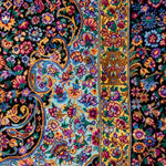 クム産バザルガン工房のペルシャ絨毯。シルク素材で130×204cmの手織りラグ。