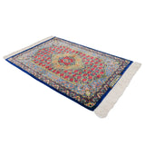 クム産シルク絨毯 花文様 四隅に花瓶 小型ラグ