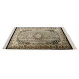 黒地ペルシャ絨毯 シルク製 クム産 花模様