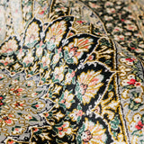 クム産ペルシャシルクラグ 黒色 メダリオン