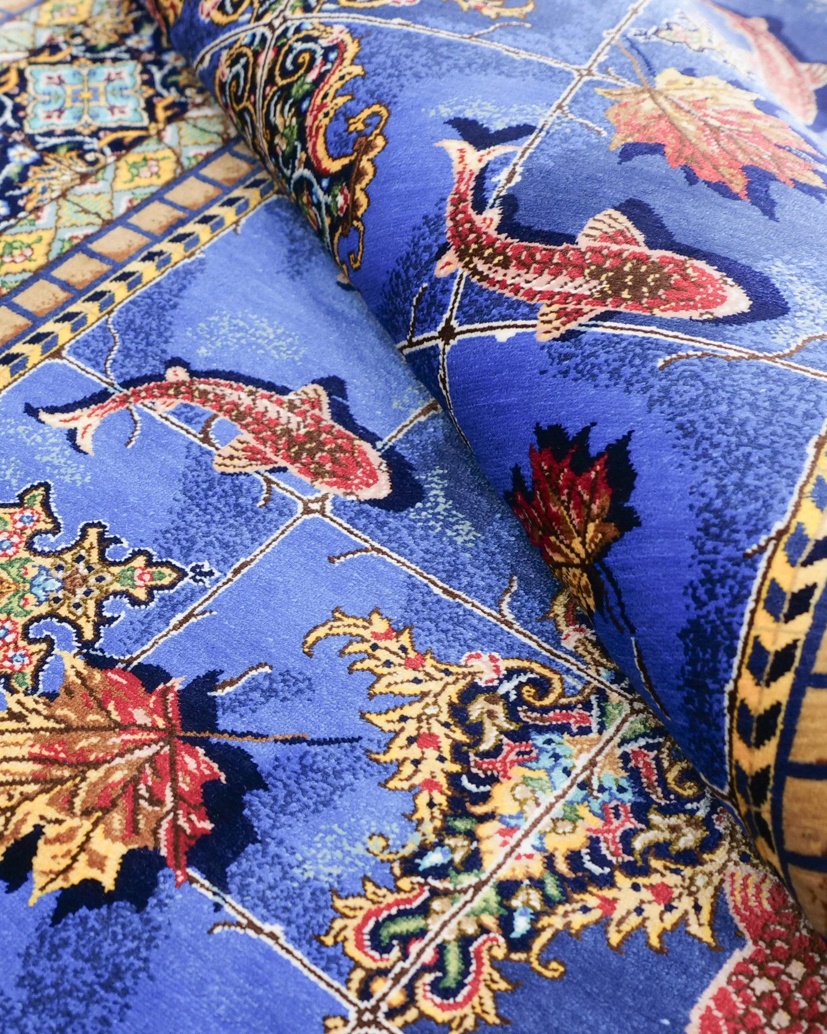 ペルシャ絨毯 クム産 バゲルザデ工房 シルク 約78cm x 130cm ペルシャ絨毯 クム産 バゲルザデ工房 シルク 約78cm x 130cm