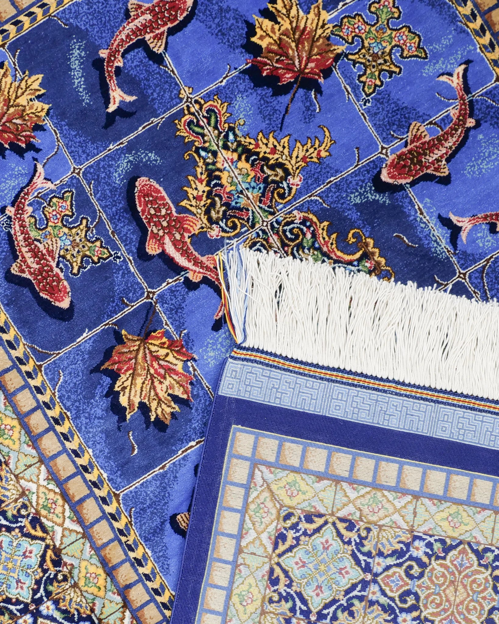 ペルシャ絨毯 クム産 バゲルザデ工房 シルク 約78×130cm|SATHI RUGS ペルシャ絨毯 クム産 バゲルザデ工房 シルク 約78×130cm|SATHI RUGS