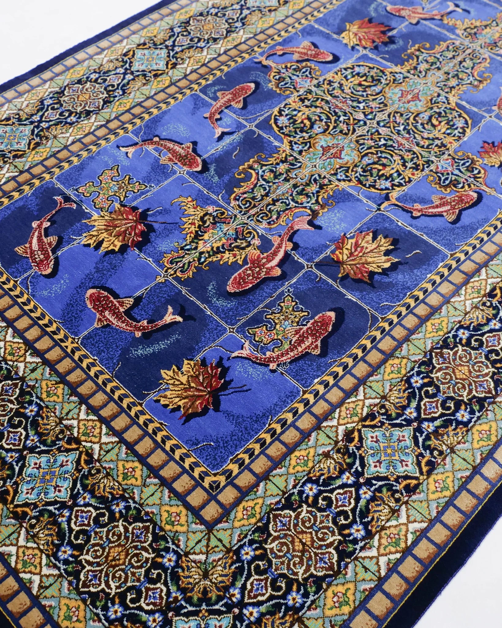ペルシャ絨毯 クム産 バゲルザデ工房 シルク 約78cm x 130cm|SATHI RUGS ペルシャ絨毯 クム産 バゲルザデ工房 シルク 約78cm x 130cm|SATHI RUGS