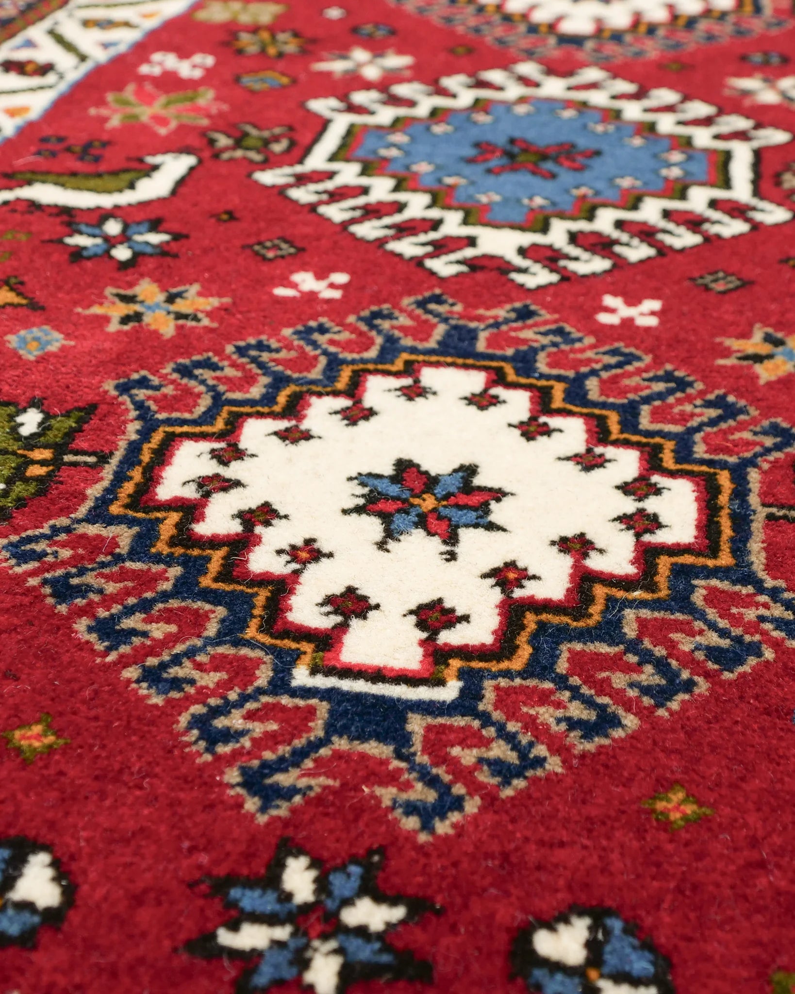 ペルシャ絨毯 ヤラメ 約60cm x 87cm|SATHI RUGS ペルシャ絨毯 ヤラメ 約60cm x 87cm|SATHI RUGS