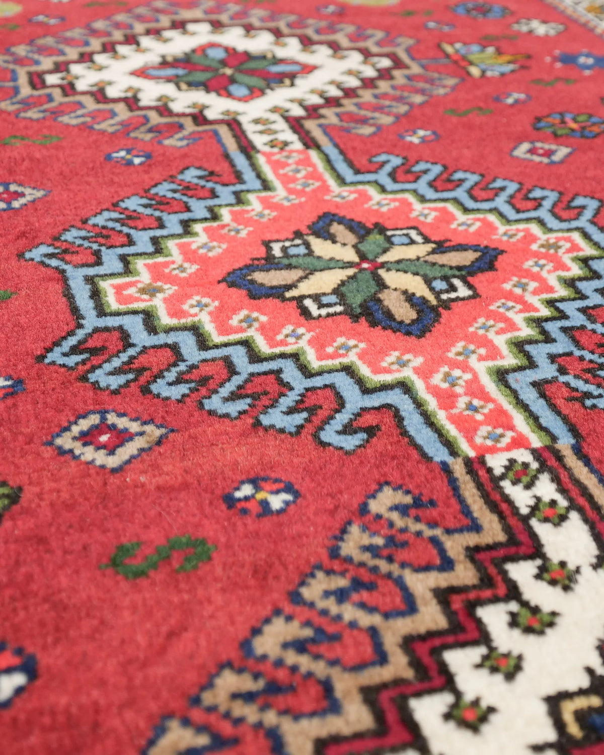 ペルシャ絨毯 ヤラメ産 ウール 60×92cm 赤 玄関マット 手織り｜SATHI RUGS