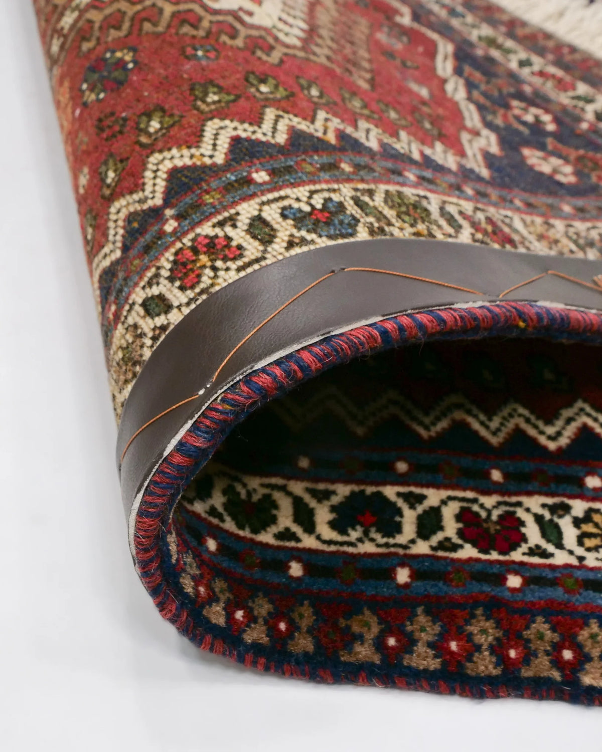 ペルシャ絨毯 ヤラメ産 ウール 57×90cm 赤 玄関マット 手織り｜SATHI RUGS
