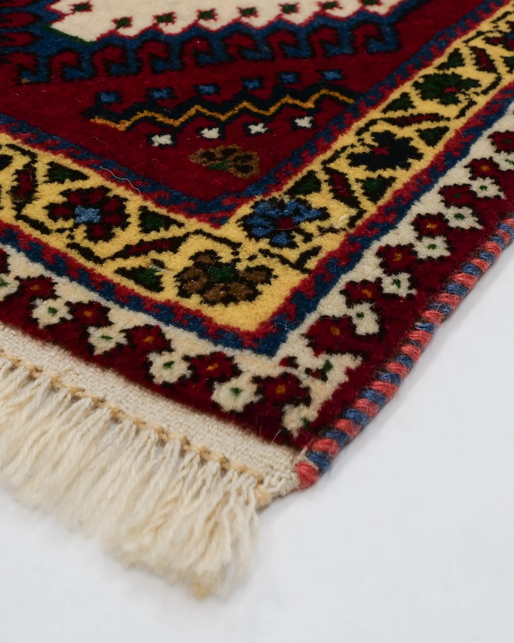 ペルシャ絨毯 ヤラメ 約63cm x 103cm|SATHI RUGS ペルシャ絨毯 ヤラメ 約63cm x 103cm|SATHI RUGS