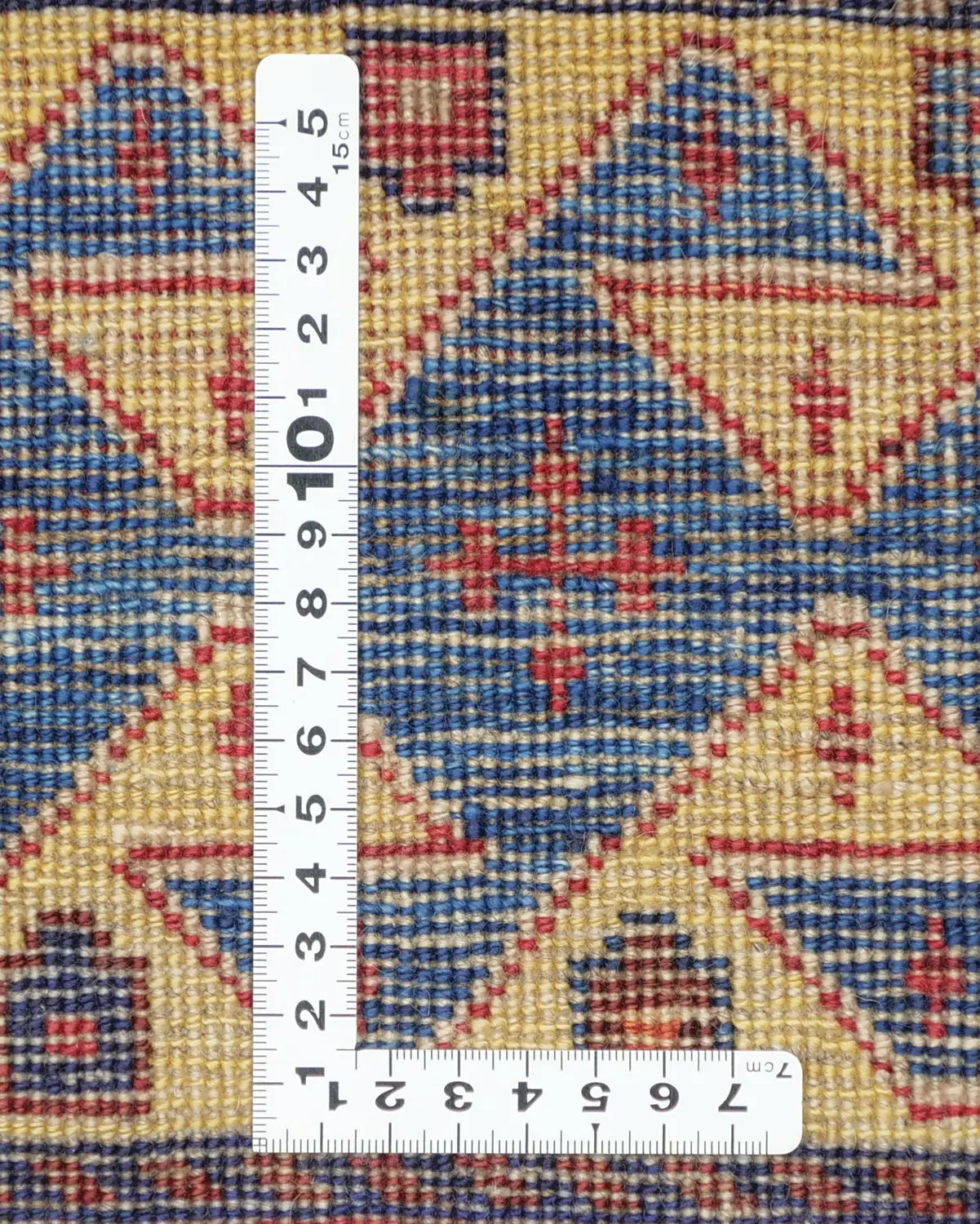 遊牧民ヤラメ族の手織りギャッベ