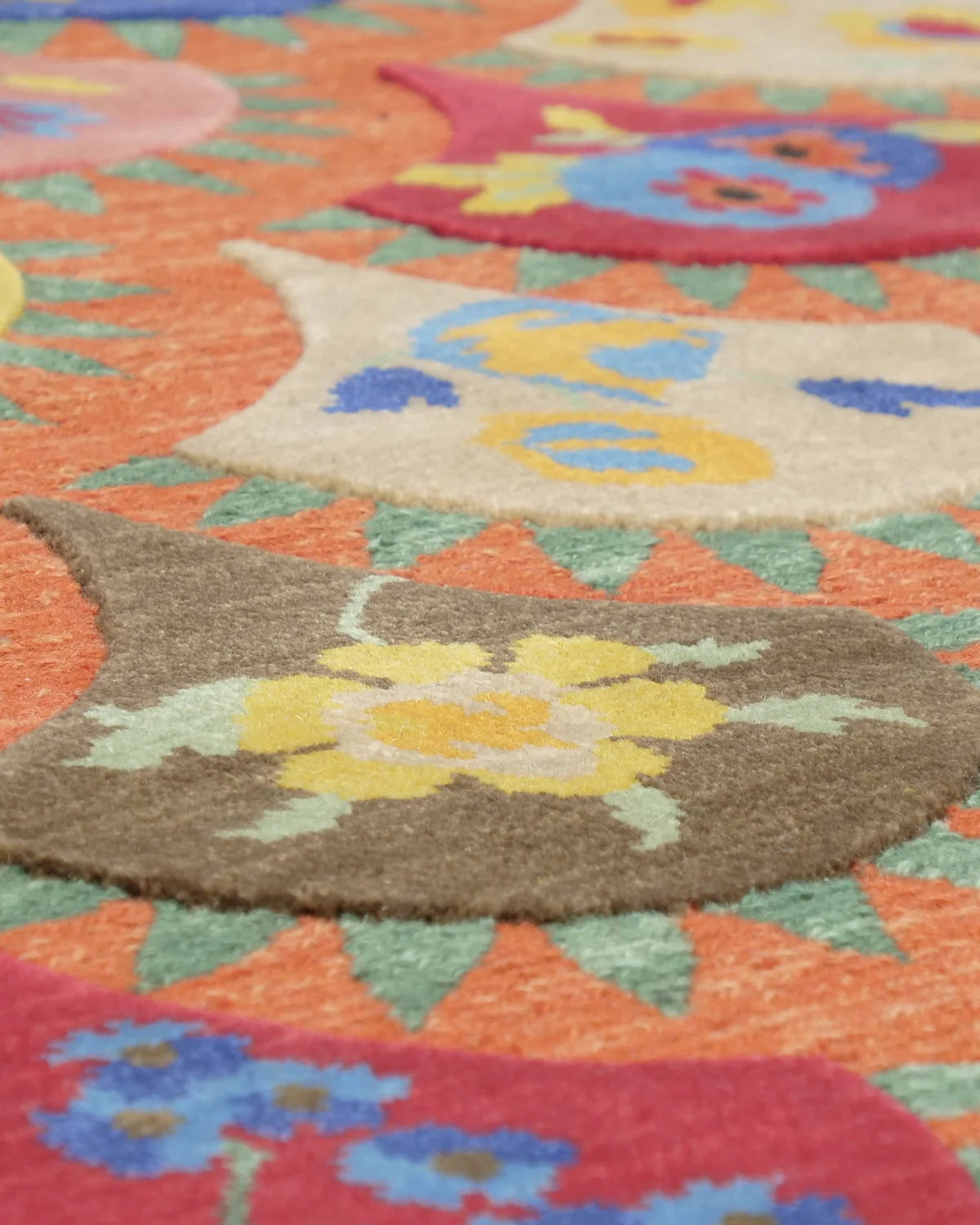 手織りインド絨毯