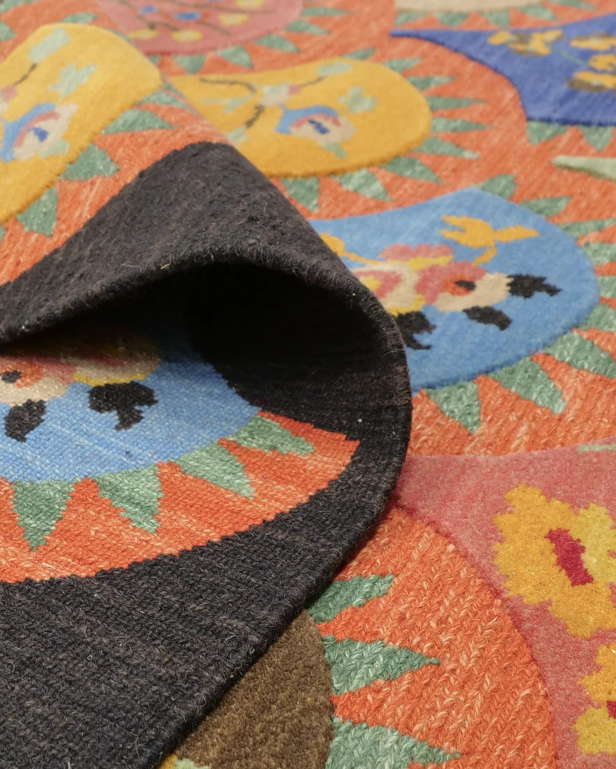 手織りインド絨毯