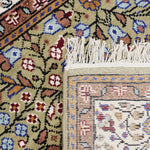 手織りトルコ絨毯 カイセリ ウール 花模様 落ち着いた色合い リビング向け