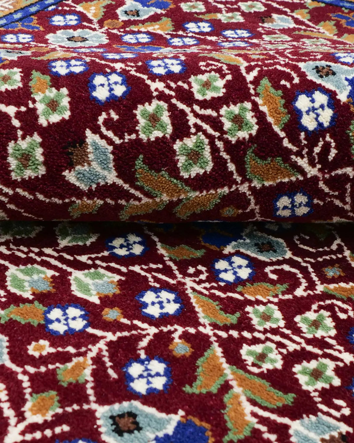 トルコ絨毯 カイセリ産 約153×215cm ウール 赤｜SATHI RUGS