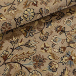 茶色のパキスタン絨毯