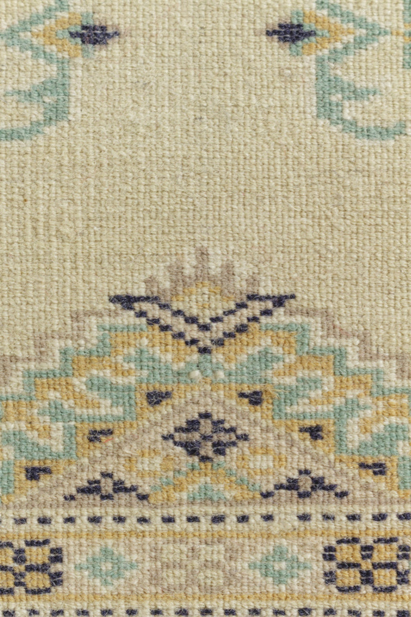 パキスタン絨毯 <br>ファインクオリティ <br>約65cm x 95cm