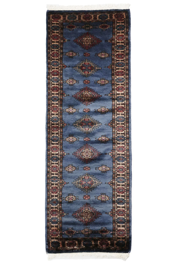 パキスタン絨毯　ランナー　約65cm x 176cm