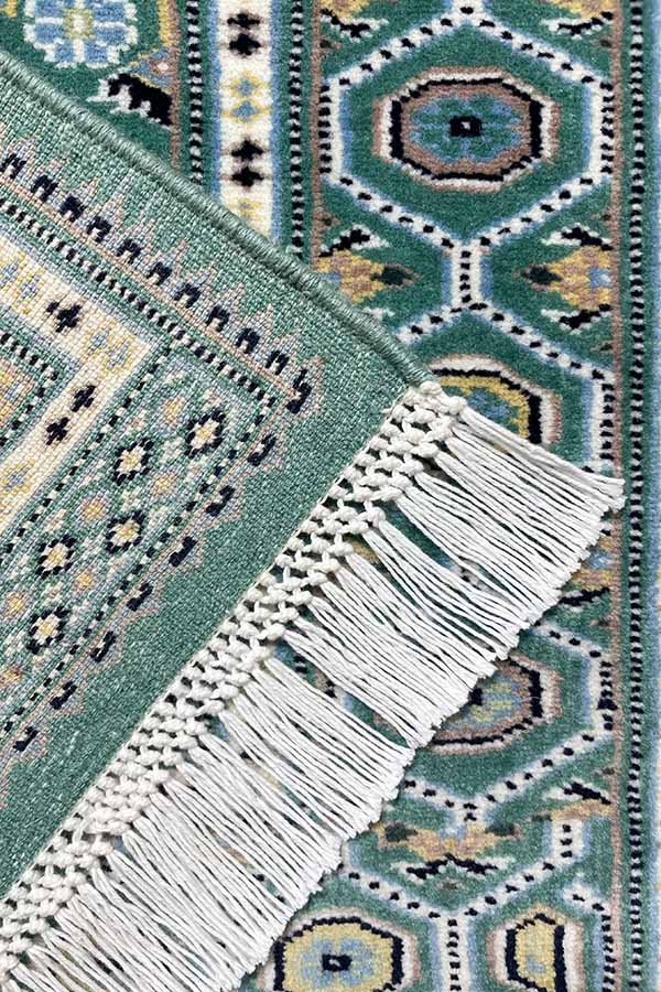 パキスタン絨毯　ファインクオリティ　約63cm x 96cm