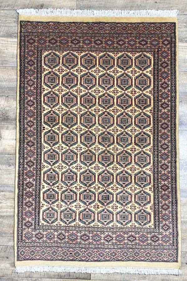 パキスタン絨毯 黄色 約92cm x 138cm リビング