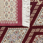 美しい赤色パキスタン絨毯