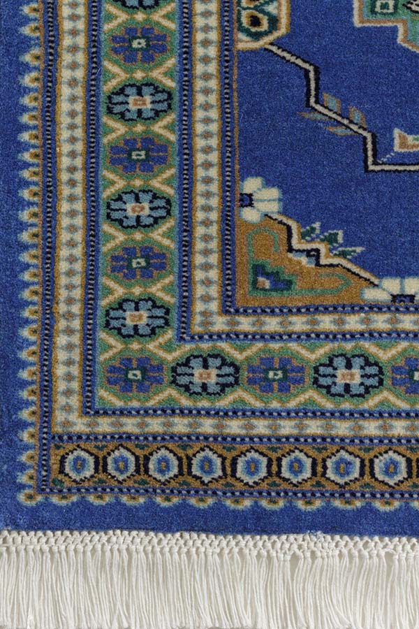 パキスタン絨毯の贅沢な触感とデザイン